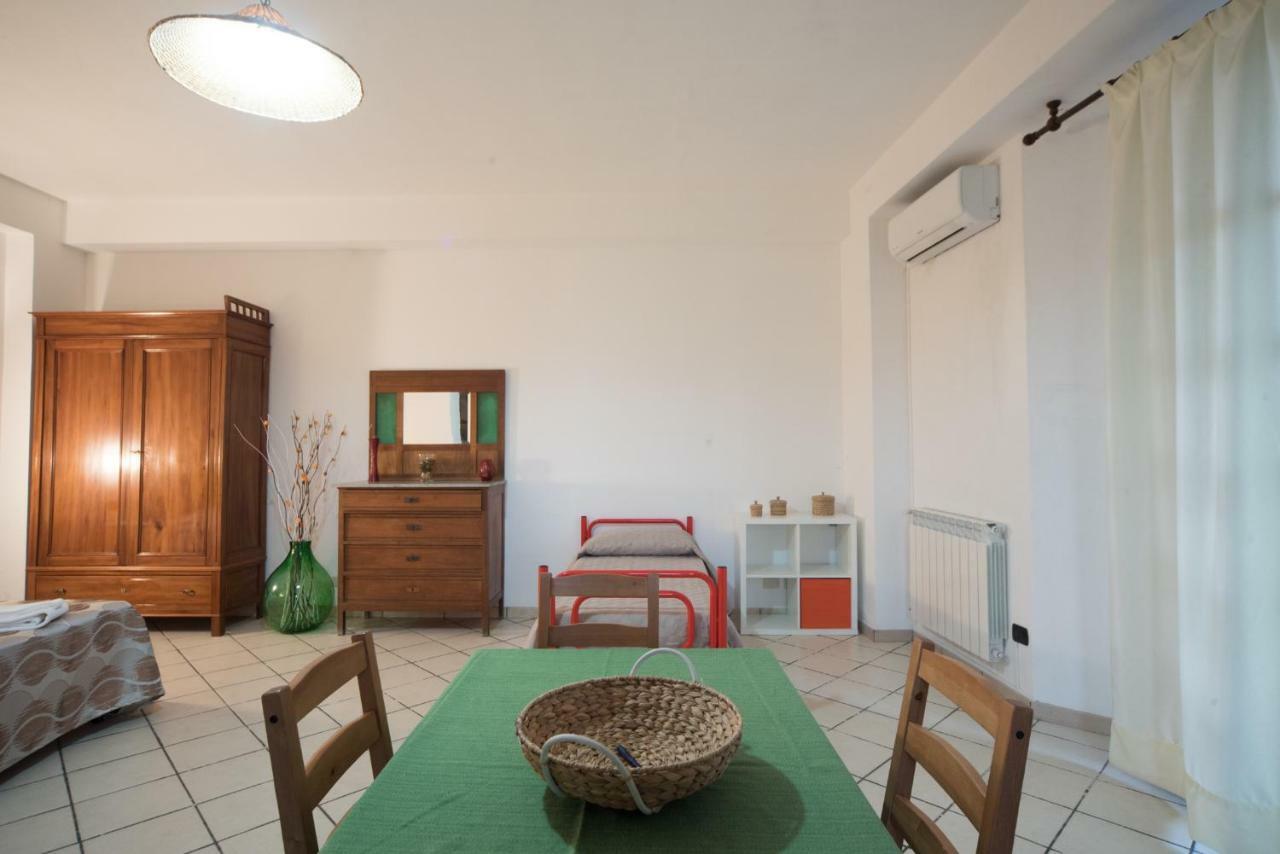 מלון SantʼAlessio Siculo Casa Salice מראה חיצוני תמונה