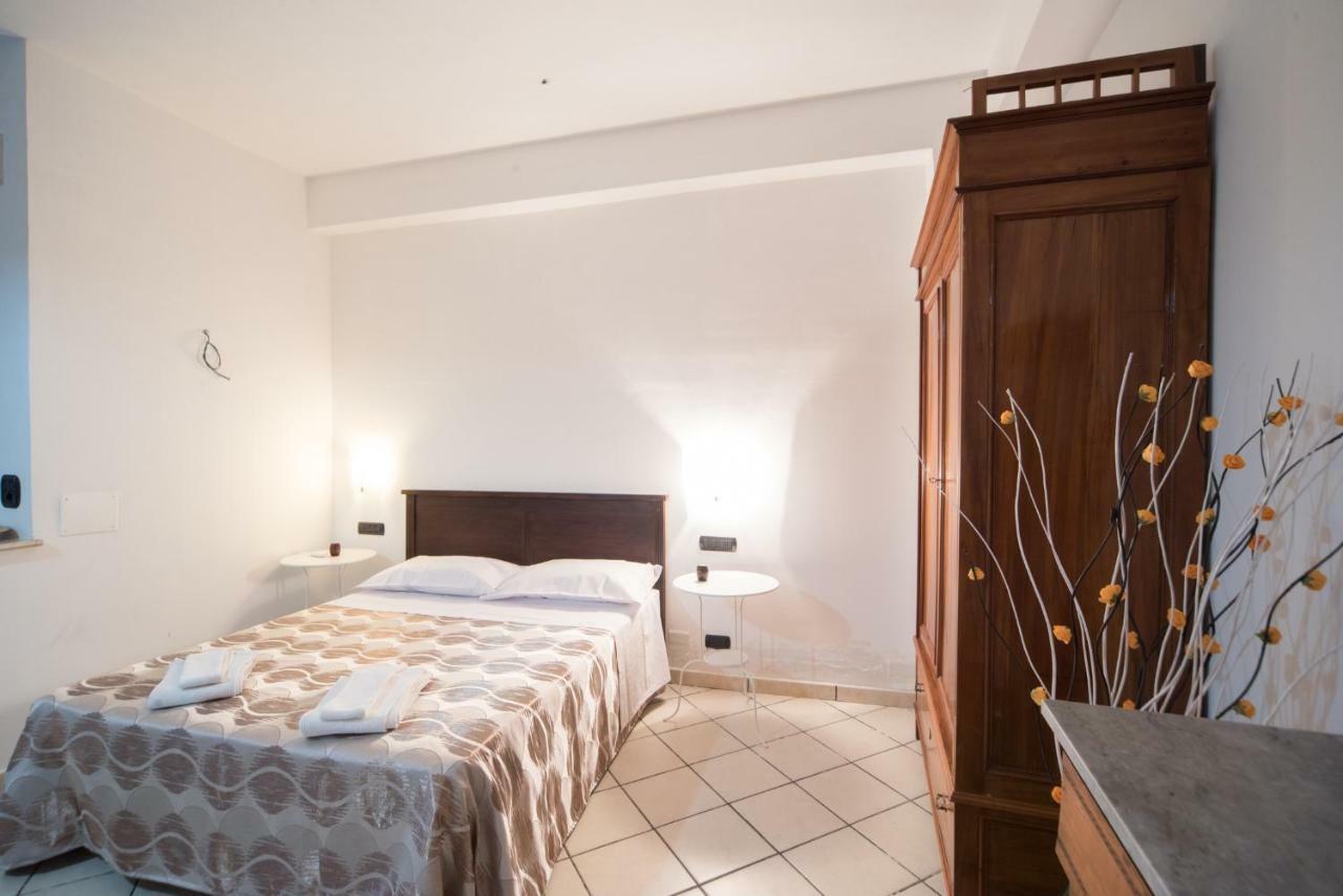 מלון SantʼAlessio Siculo Casa Salice מראה חיצוני תמונה