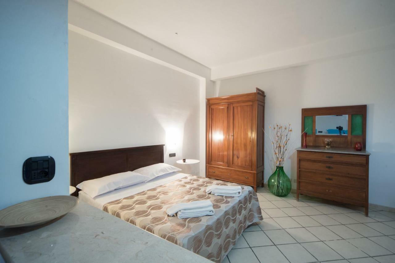 מלון SantʼAlessio Siculo Casa Salice מראה חיצוני תמונה